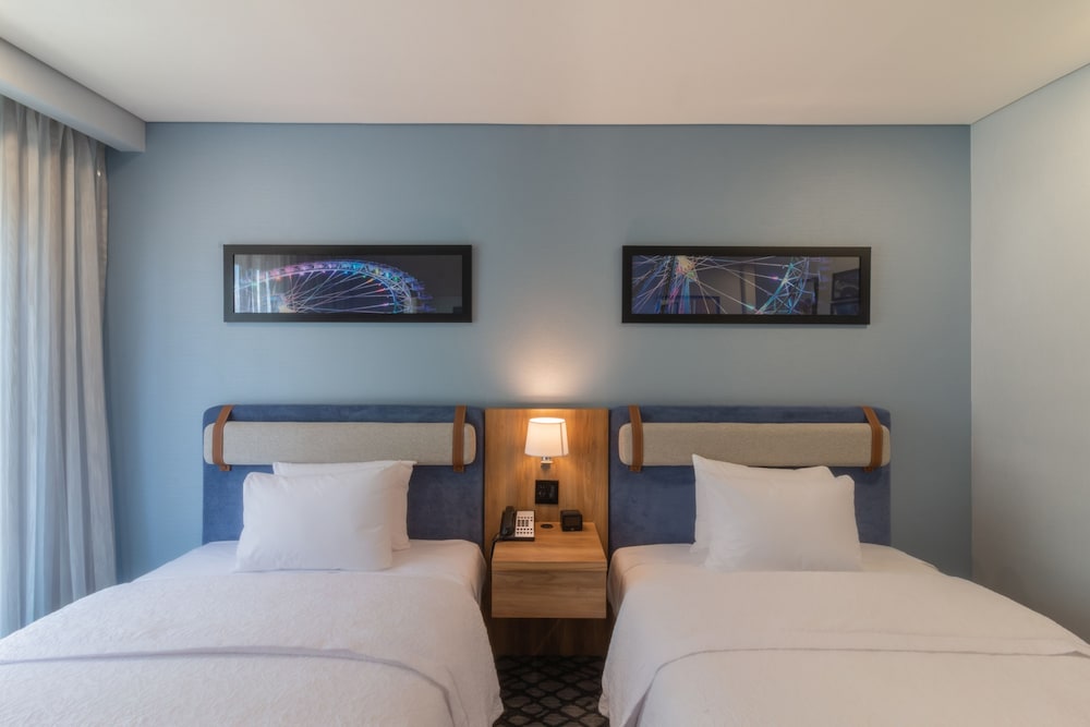 Business Room, 2 Double Beds, Non Smoking - Photo 2