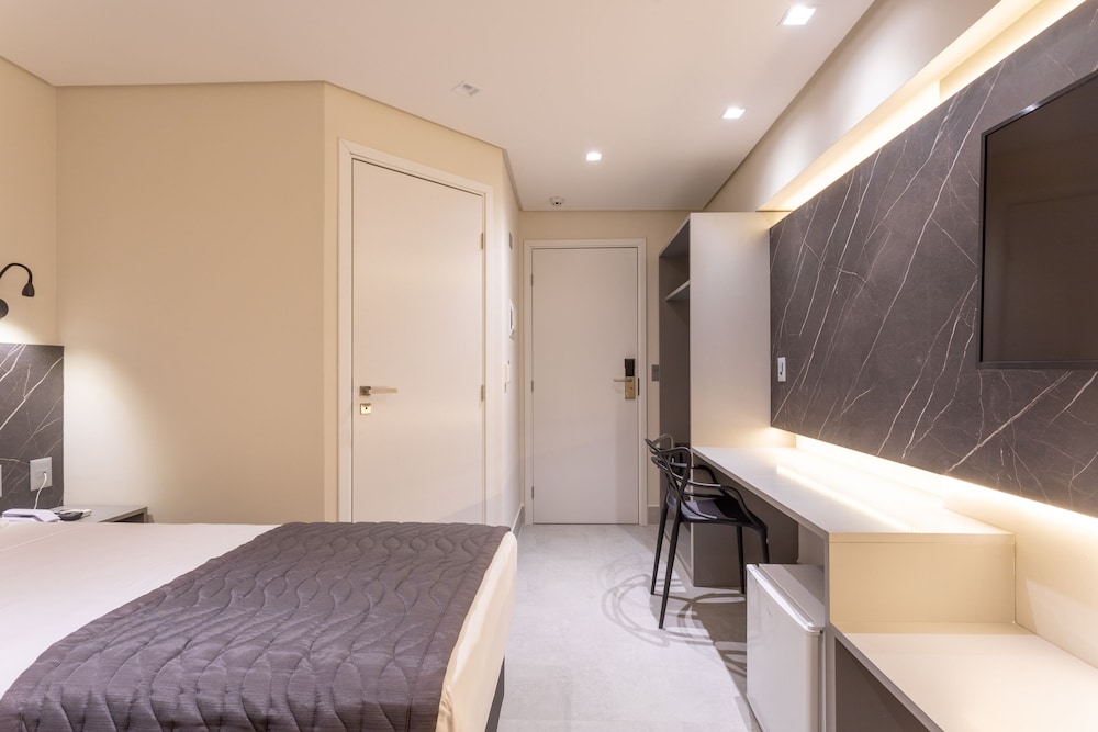 Deluxe Single Room photo 3
