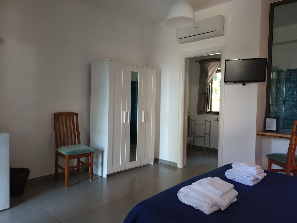 Design Double Room, 1 Bedroom, Sea View photo 3
