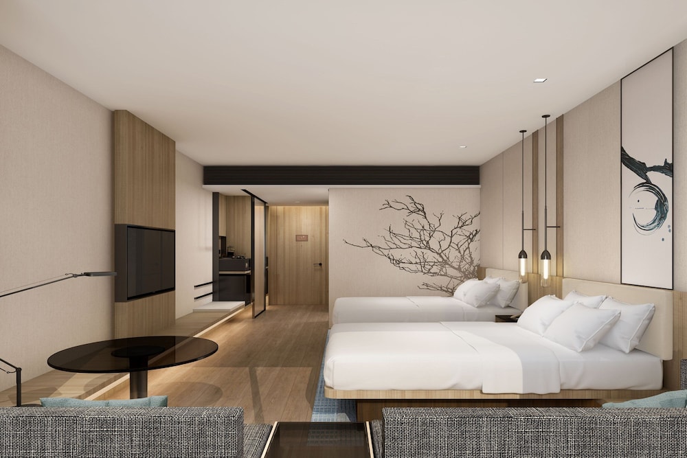 Standard Room, 2 Double Beds, City View