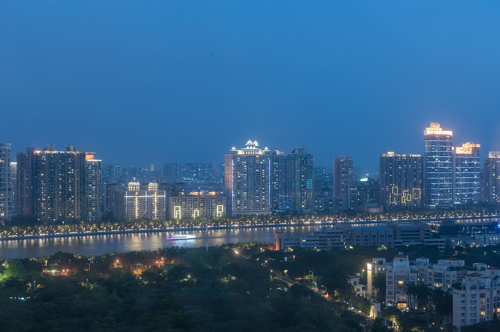 Room, 2 Twin Beds, Non Smoking, River View (High Floor) - Photo 4