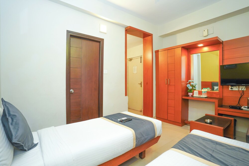 Deluxe Twin Room, 1 Double Bed photo 3
