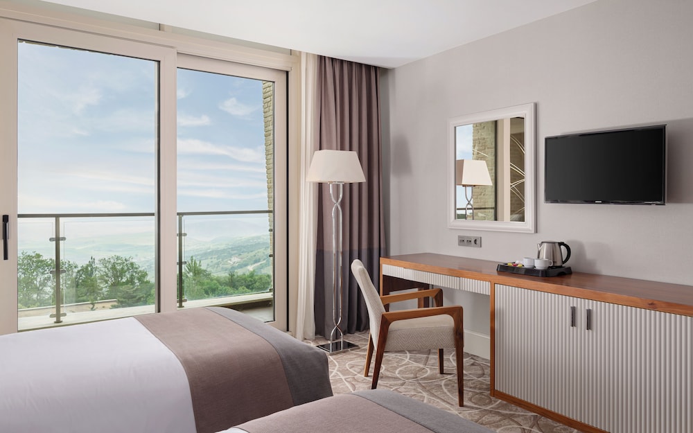 Superior Twin Room, Annex Building photo 3