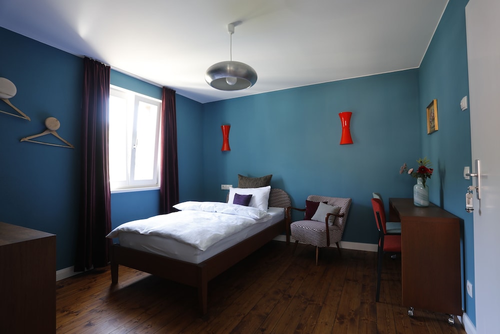 Basic Single Room