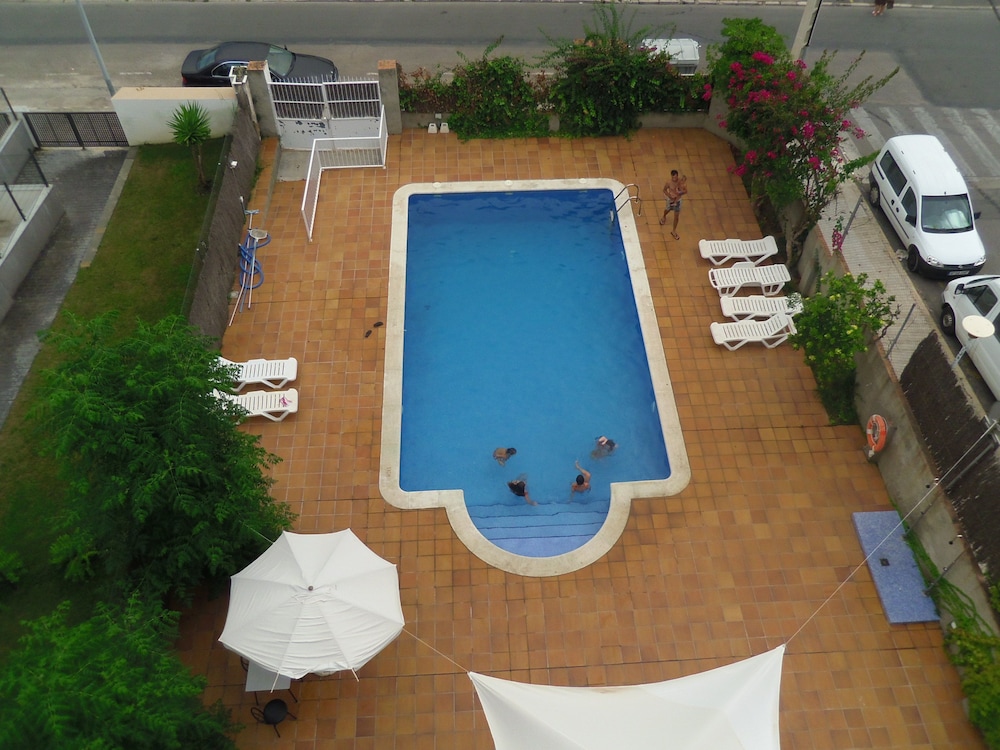 Double Room - Photo 9
