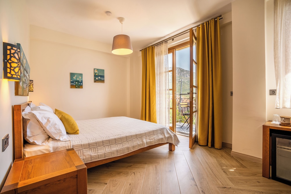 Double Room, Balcony, Sea View