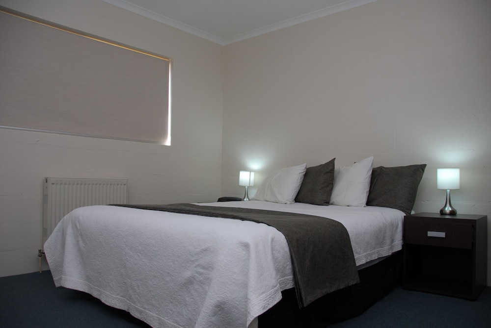 Queen Suite photo 2
