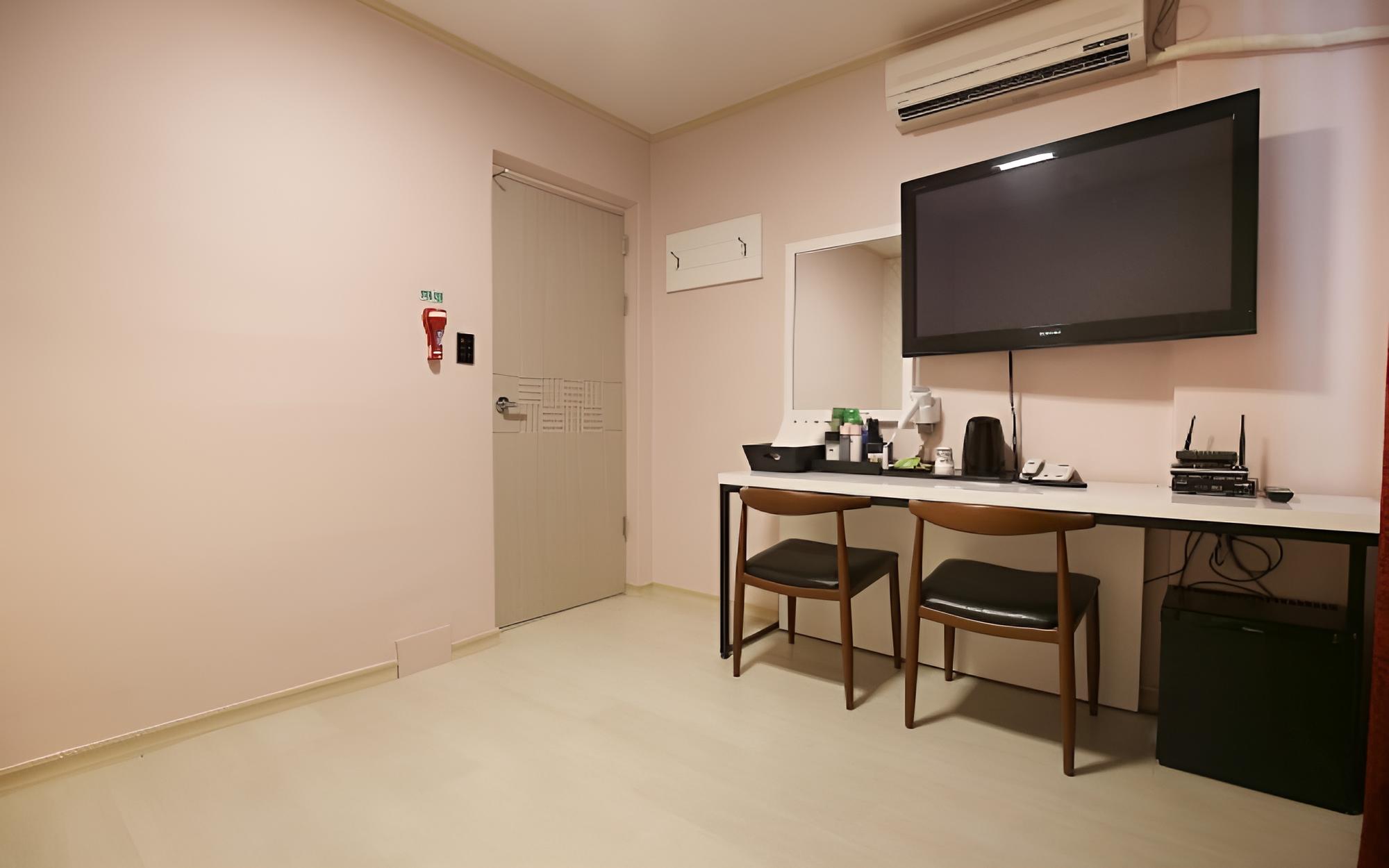 Room (Ondol Y) photo 3