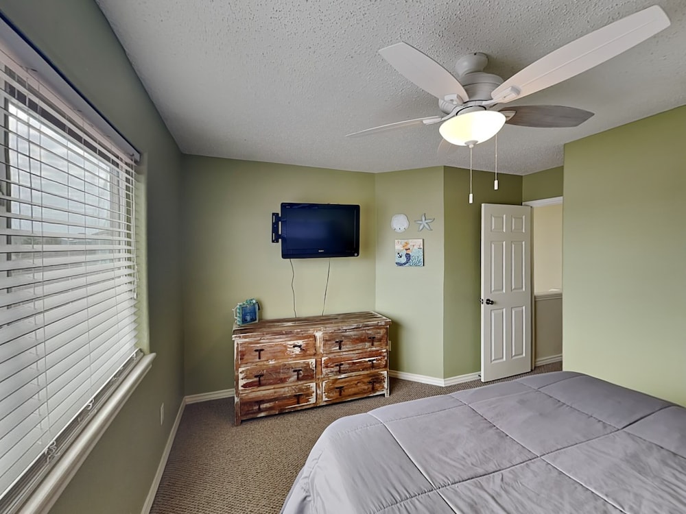 House, Multiple Beds, Patio (Vdr703) photo 3