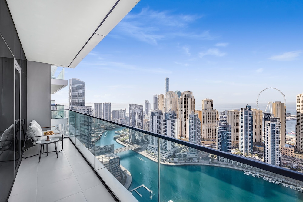 Luxury Apartment, 2 Bedrooms, Non Smoking, Marina View photo 1