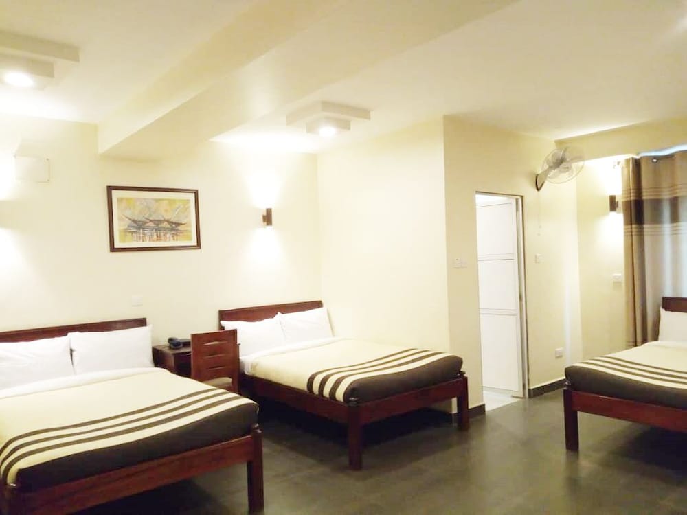 Deluxe Triple Room
