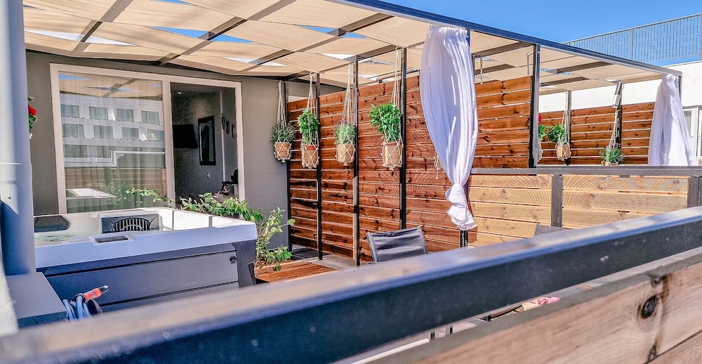 Junior Suite, Hot Tub (with Veranda) photo 1