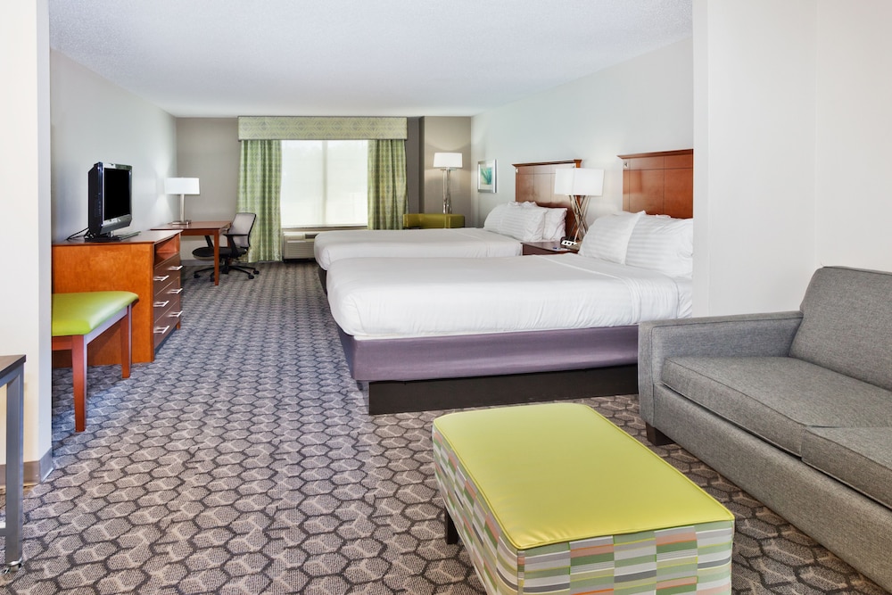 Standard Room, 2 Queen Beds, Accessible (Mobility, Accessible Tub) - Photo 1