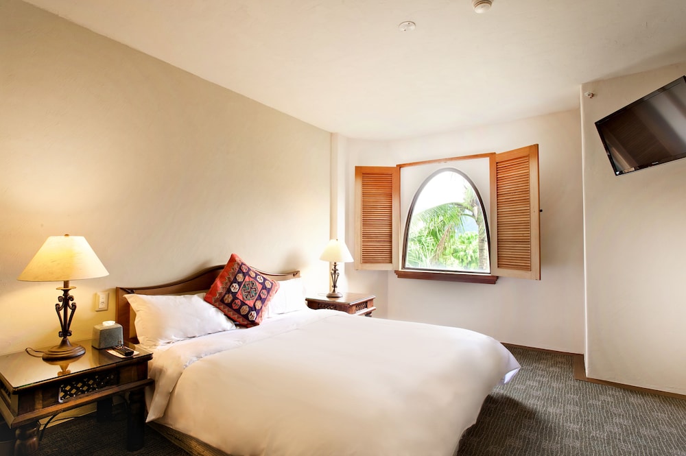 Luxury Quadruple Room (Late Check In From 6 Pm)