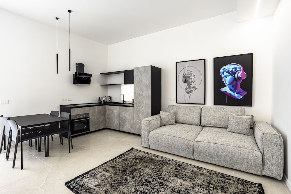 Exclusive Apartment photo 1
