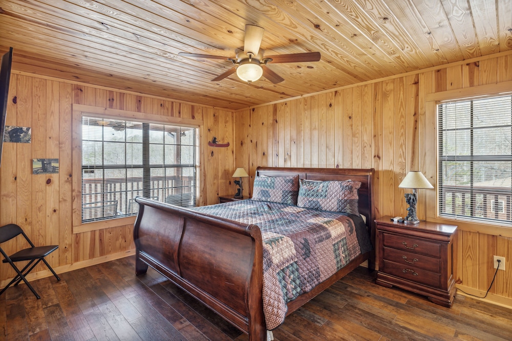 Cabin, 4 Bedrooms