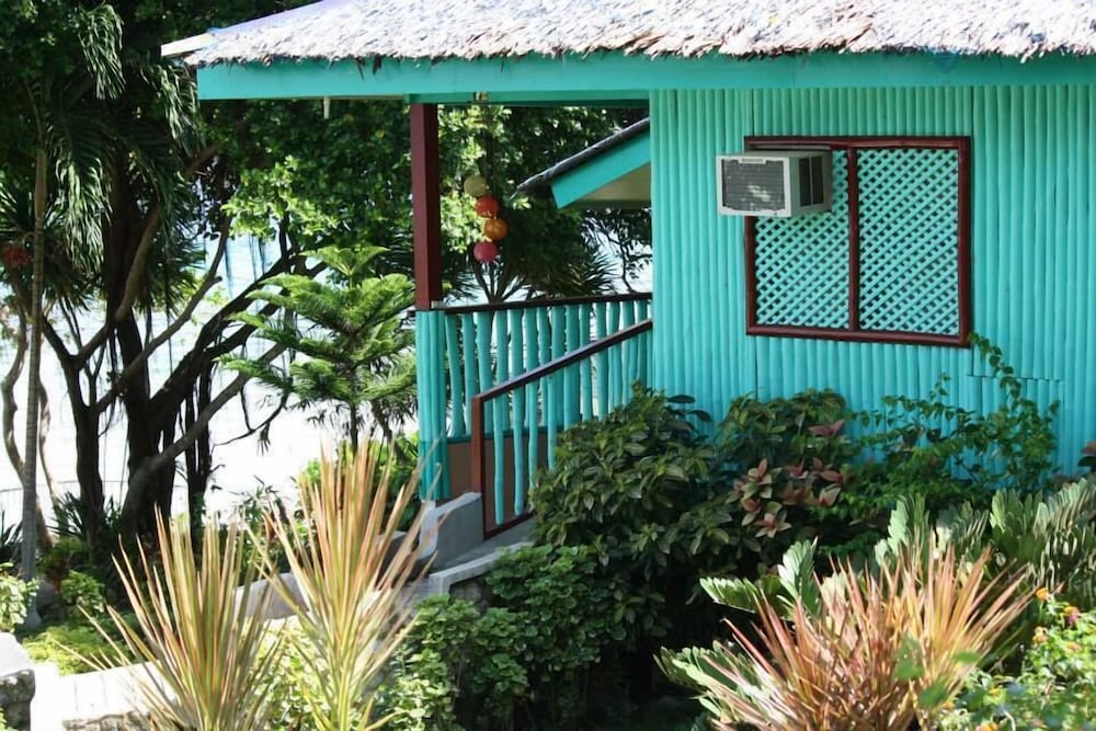Family Room, 2 Double Beds, Sea View photo 2