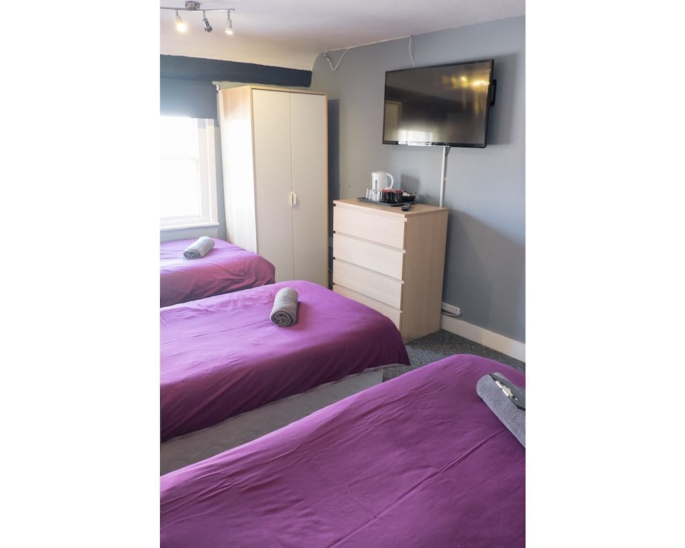Triple Room, Shared Bathroom photo 3