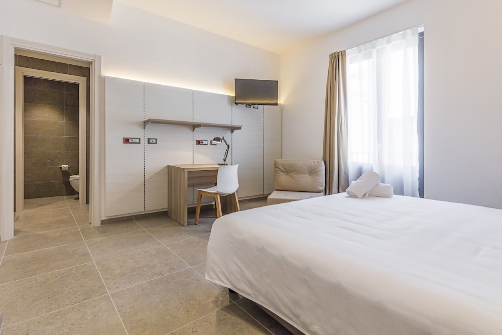Standard Double Room Single Use photo 1