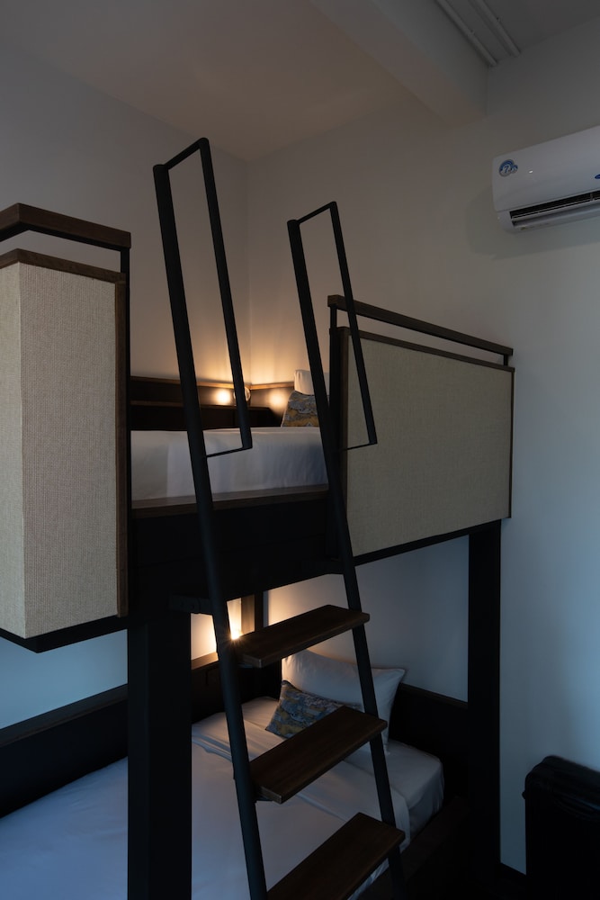 Standard Twin Room (Bunk Bed) photo 3