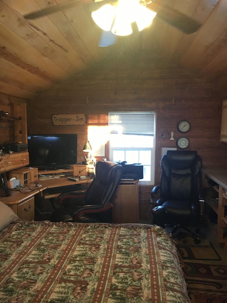 Cabin, 1 Queen Bed (South Fork) photo 1