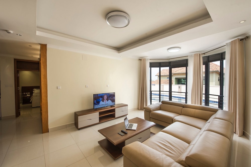 Apartment, 2 Bedrooms - Photo 3