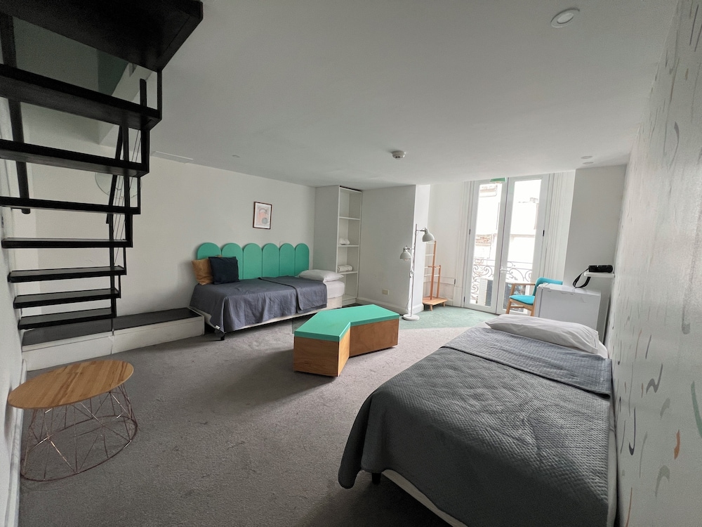 Deluxe Quadruple Room photo 3