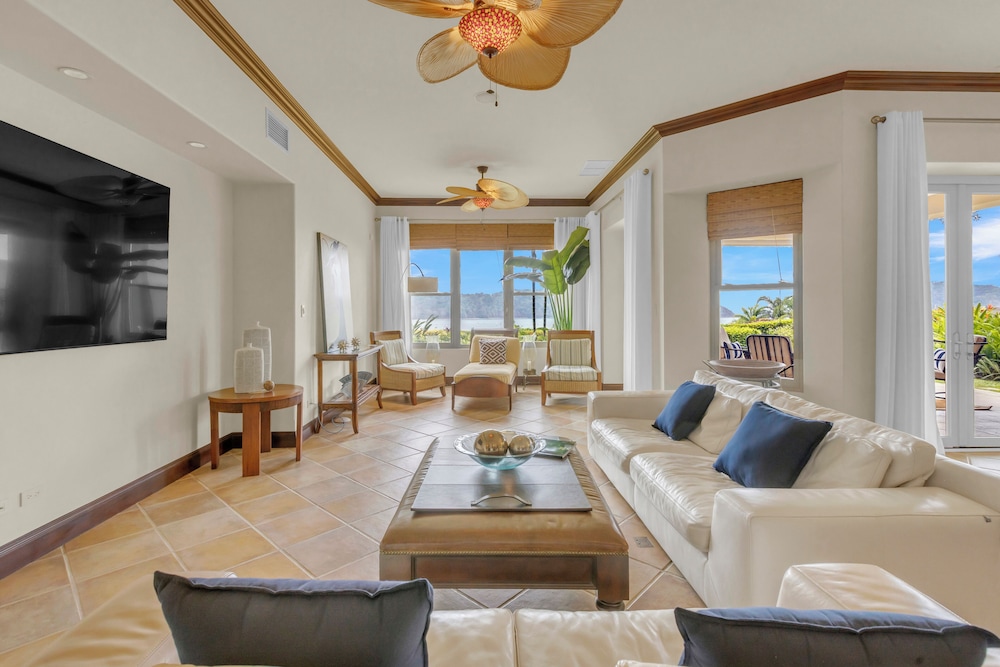 Premium Condo, Ocean View photo 3