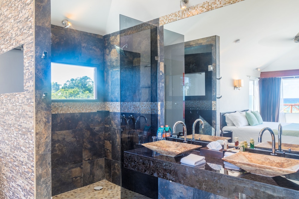 Single Room, Partial Ocean View (Cabanas Vision) - Photo 9