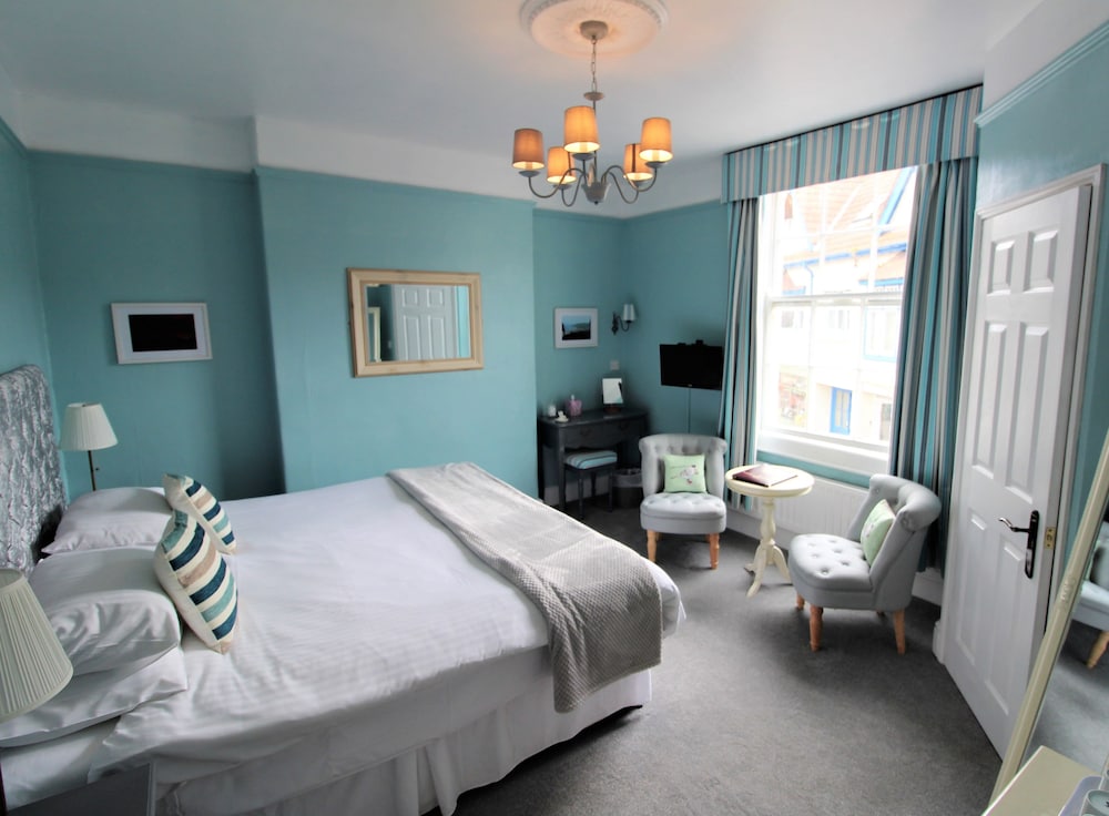 Superior Double Room, 1 King Bed, Ensuite photo 2