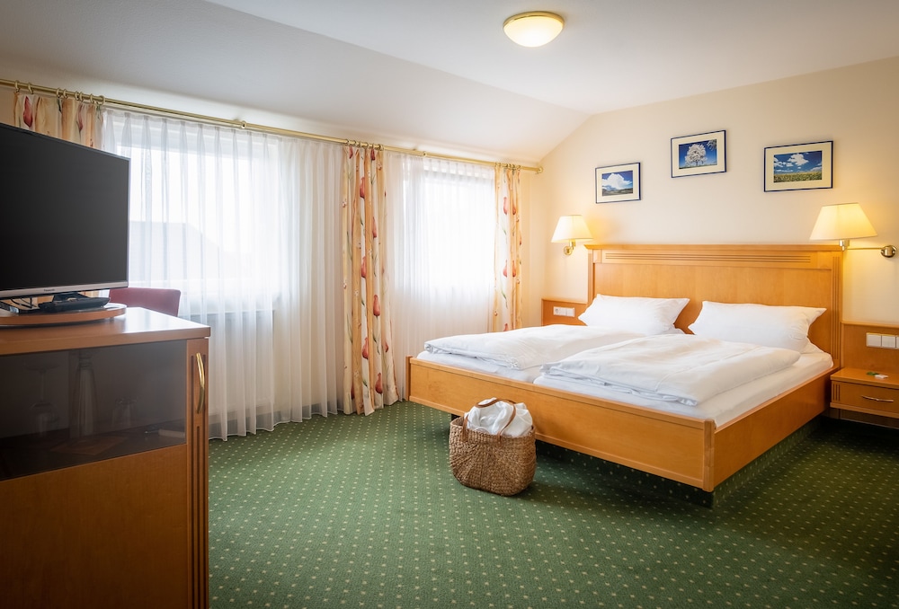 Junior Studio Suite