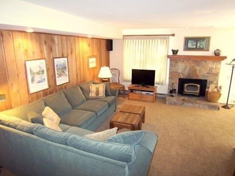 Condo, 1 Bedroom