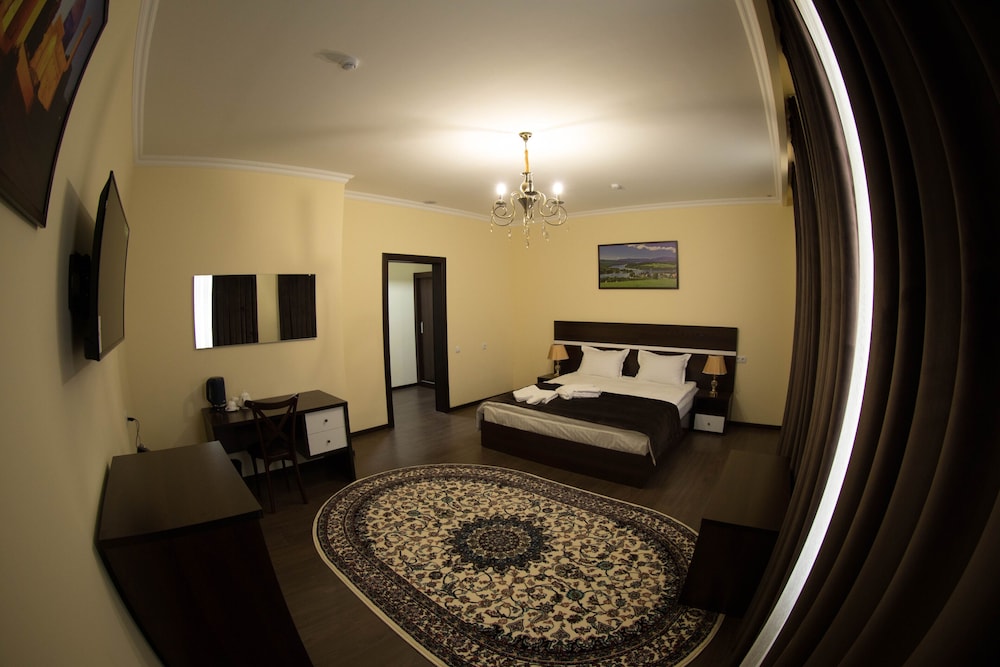 Superior Double Room, 1 King Bed - Photo 4