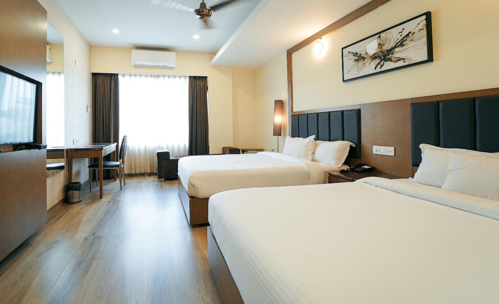 Luxury Twin Room photo 2