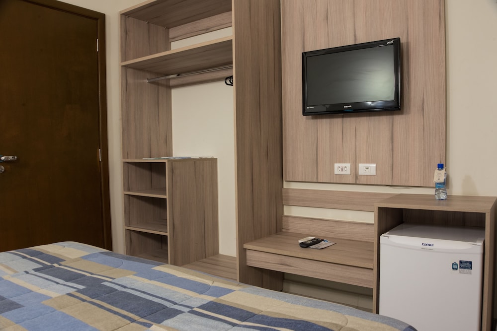 Deluxe Quadruple Room, Multiple Beds photo 3