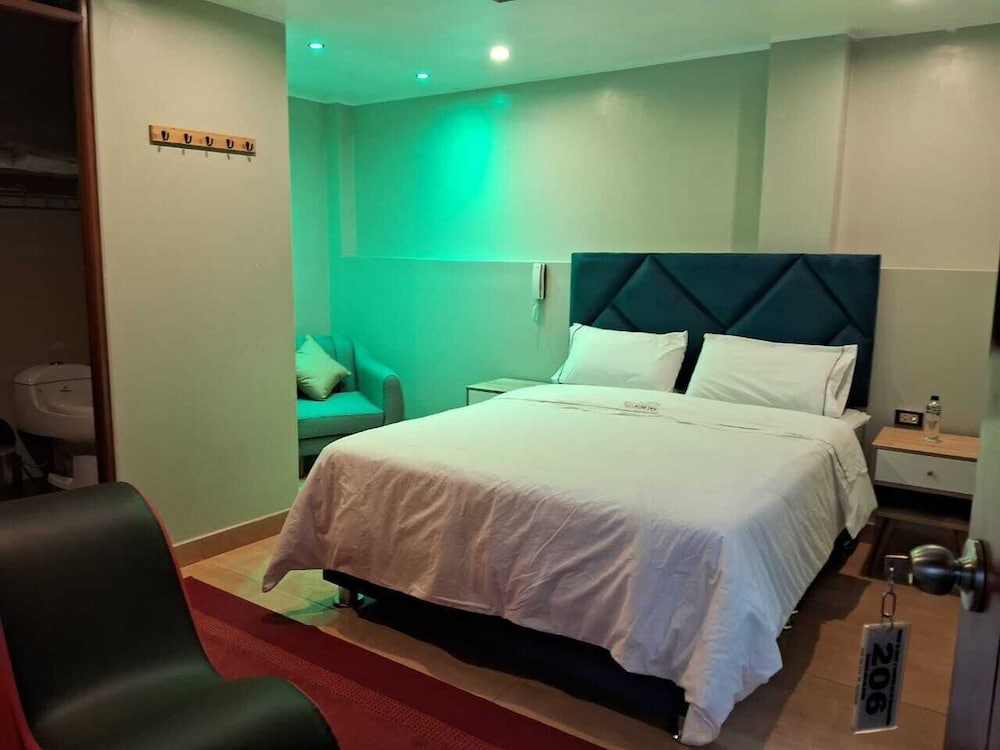 Executive Room photo 2