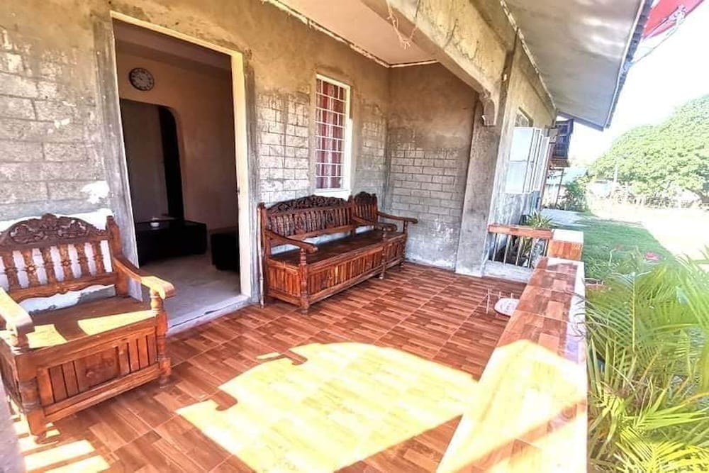 House, 2 Bedrooms - Photo 5