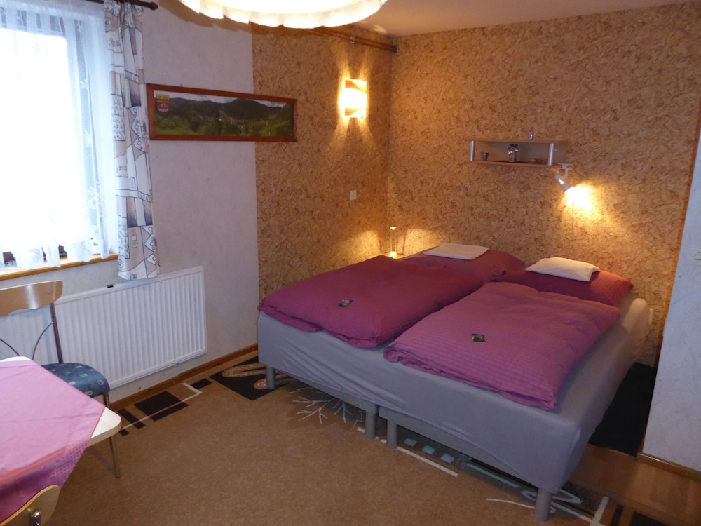 Basic Double Room, Non Smoking photo 3