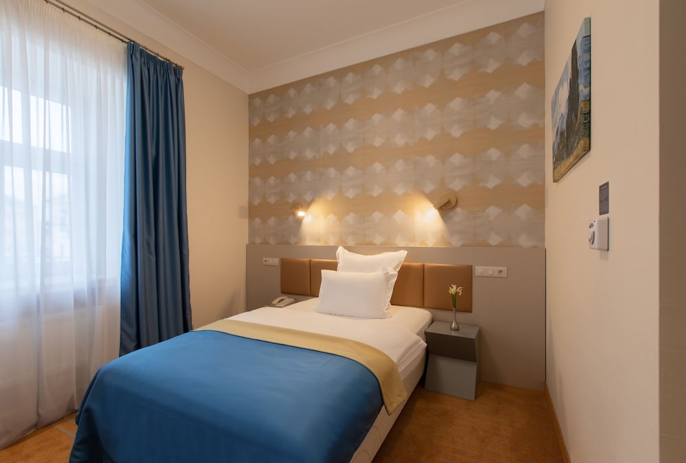 Single Room photo 1
