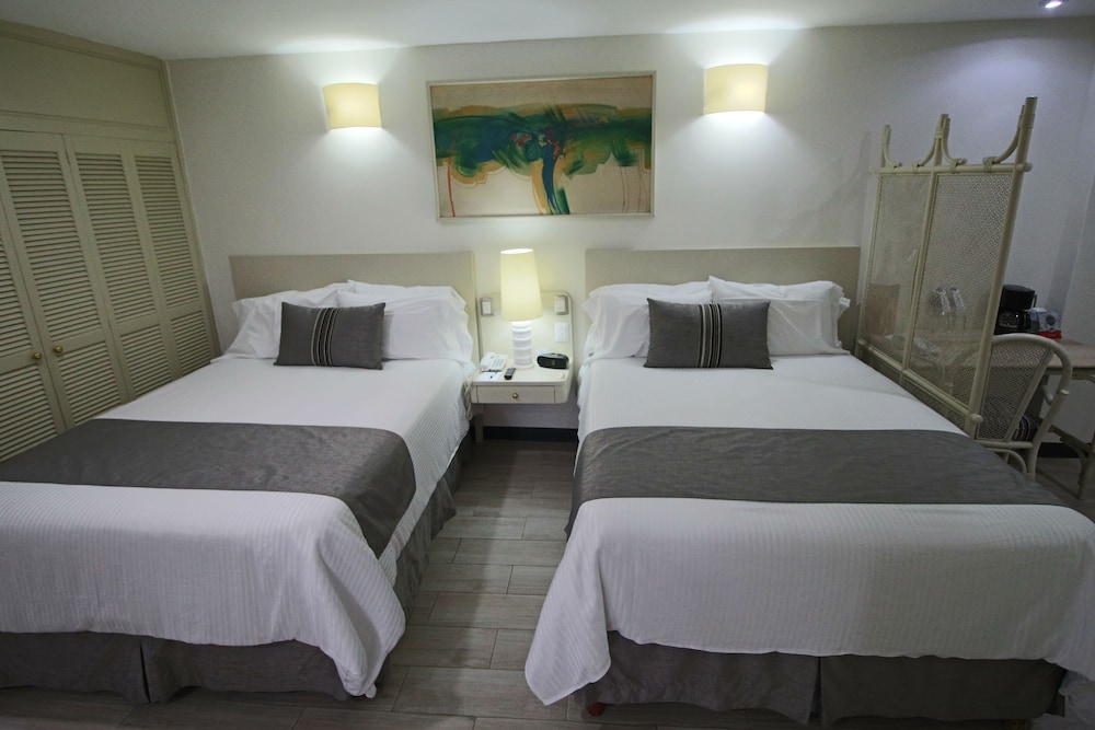 Suite, 2 Double Beds, City View (Master Suite) photo 1