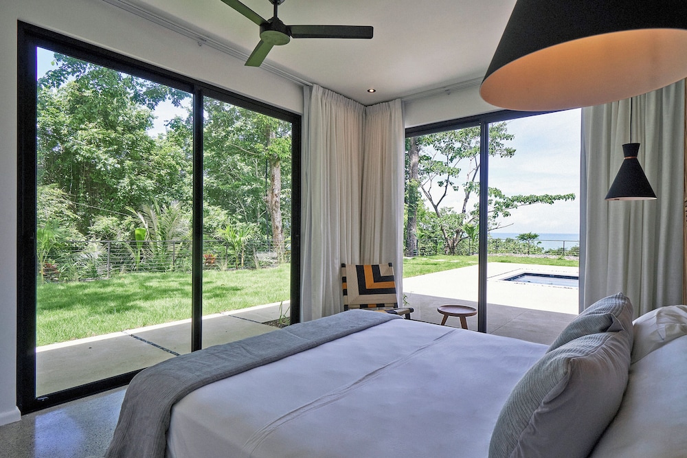 Panoramic Villa, Multiple Bedrooms, Ocean View photo 1
