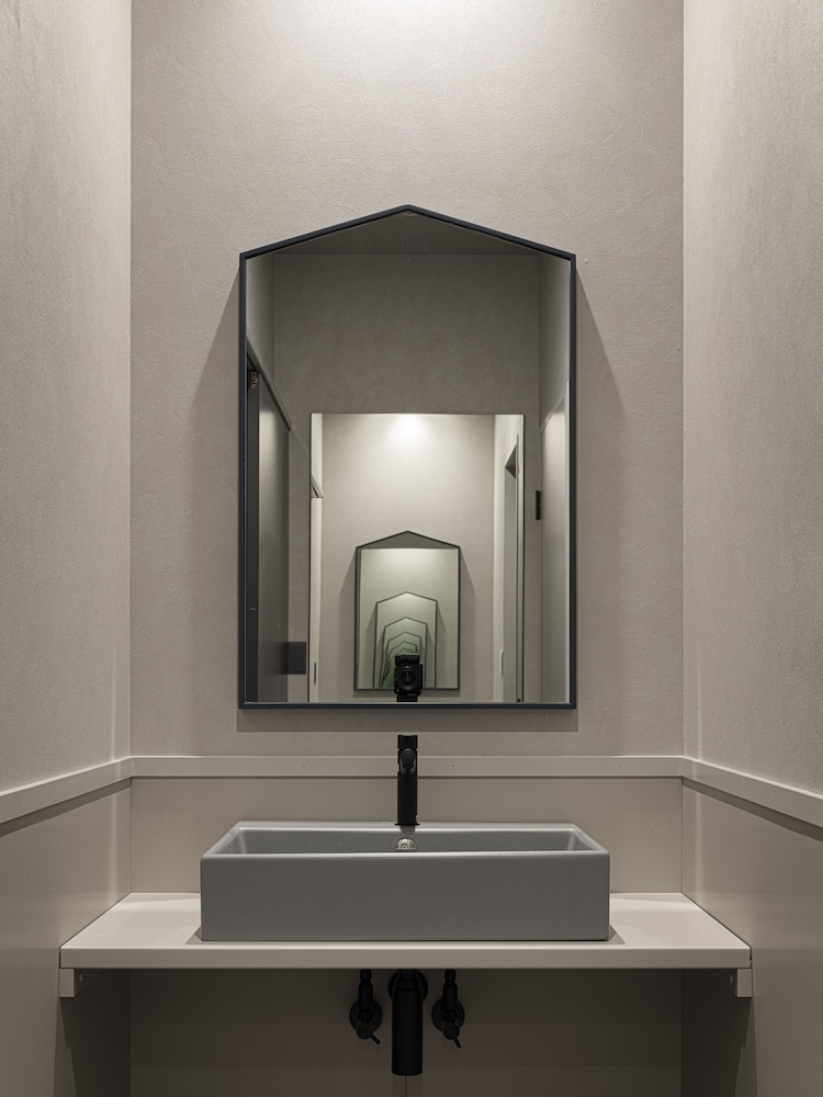 Aoka Condominium Suite - Photo 35