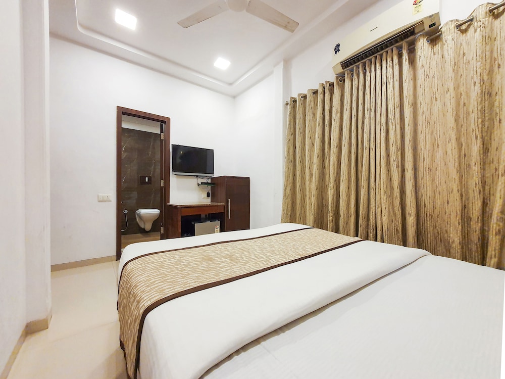 Deluxe Room - Photo 4