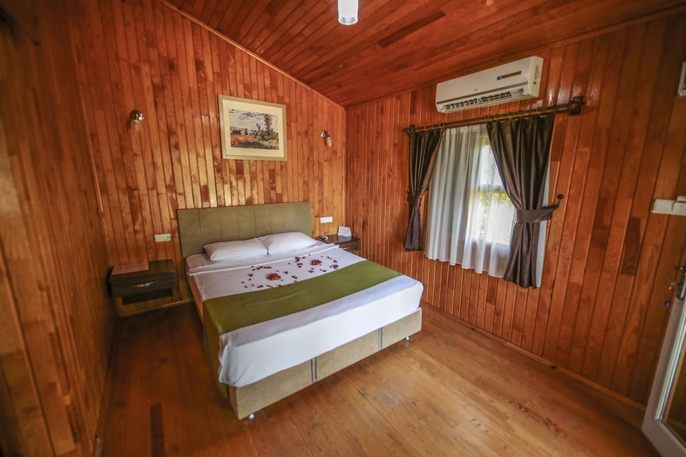 Quadruple Bungalow Room photo 3