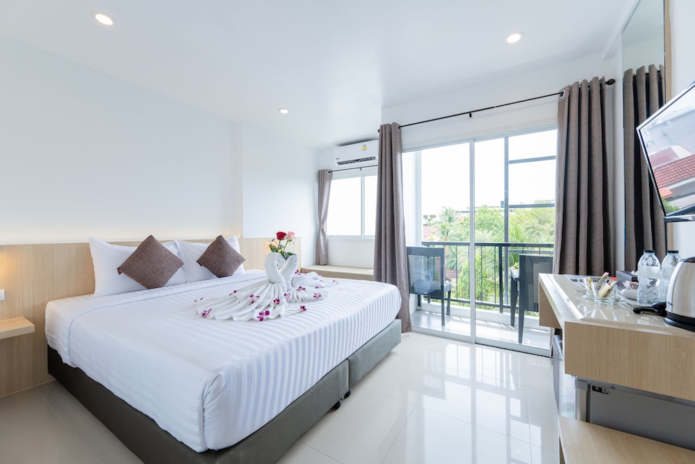 Deluxe Twin Room - Photo 6