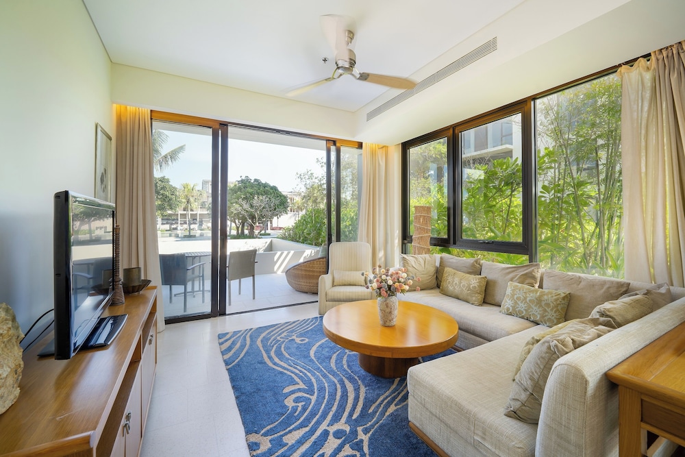 Apartment, 2 Bedrooms, Pool View