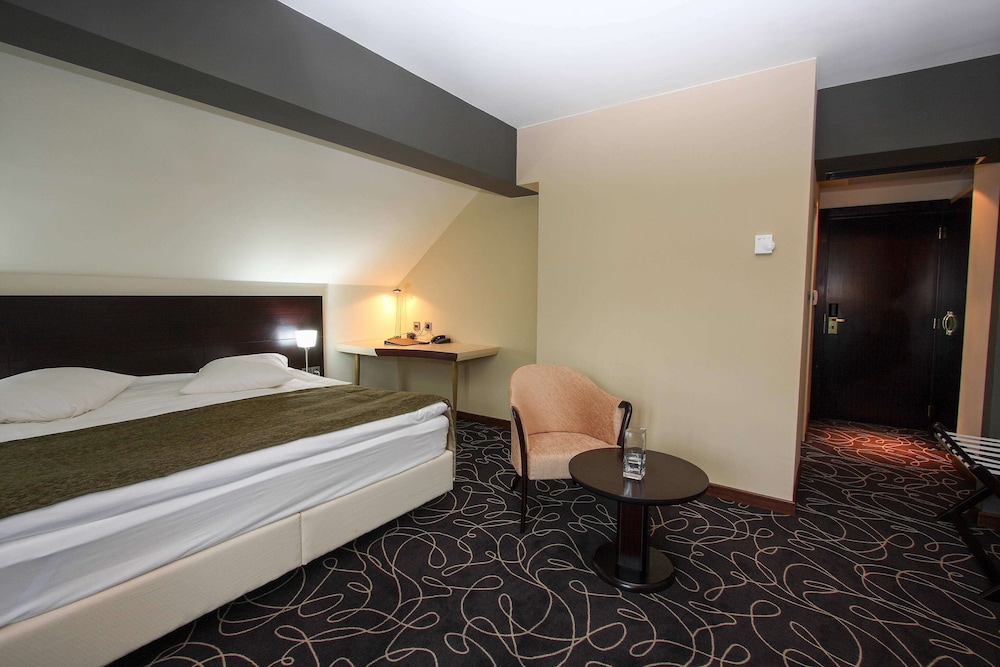King Bed Executive Room photo 3