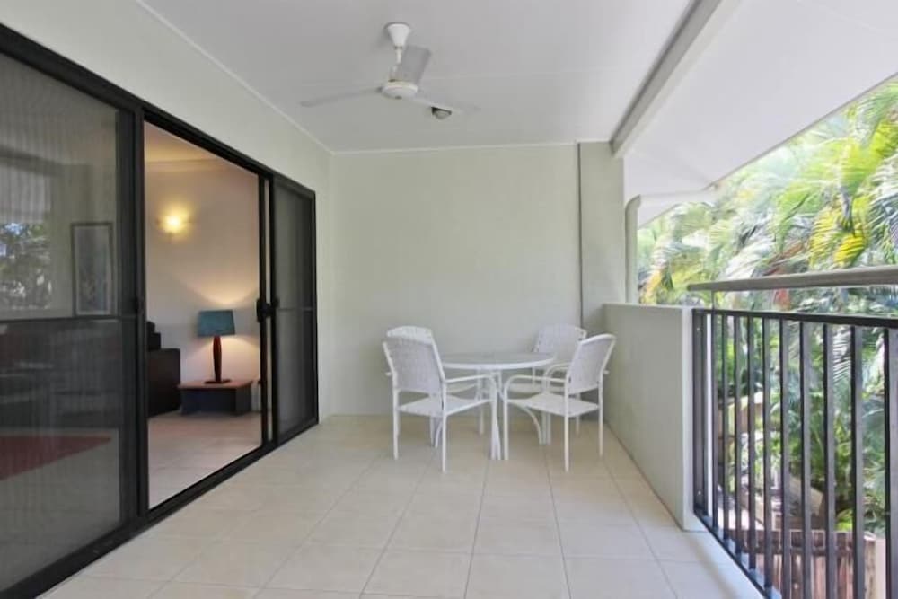 Standard Apartment, 2 Bedrooms, 2 Bathrooms photo 2