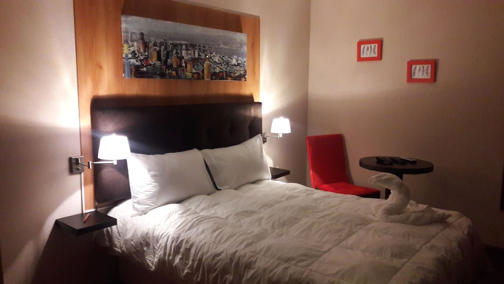 Deluxe Room, 1 Double Bed, Non Smoking photo 1