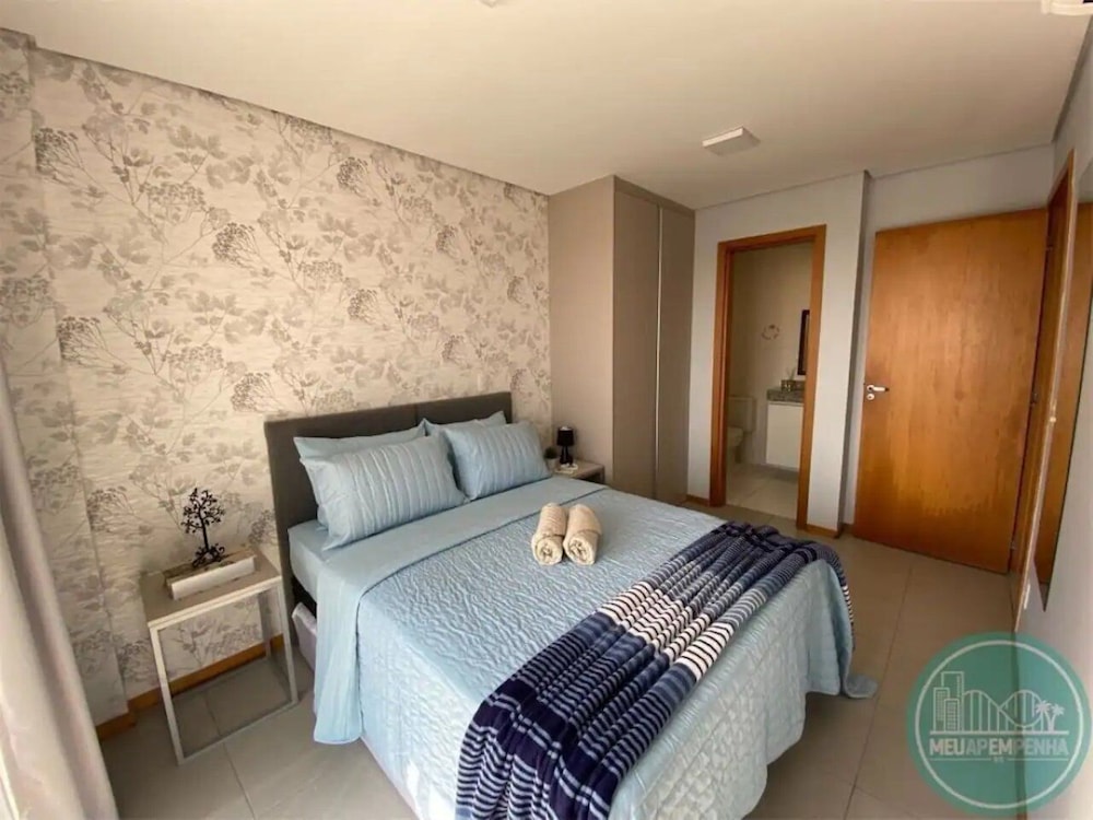 Design Apartment, Pool Access, City View photo 3